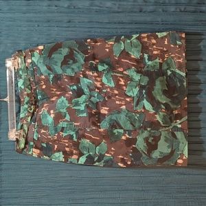 New York & Company stretch pencil skirt with belt size 8